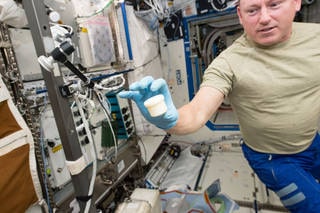 3D printing in space